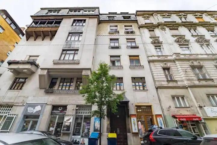 Studio Apartman Budapest Sziveben エクステリア 写真
